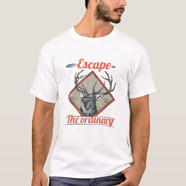 Entkommen Sie dem normalen Abenteuer im Freien T-Shirt (Vorderseite)