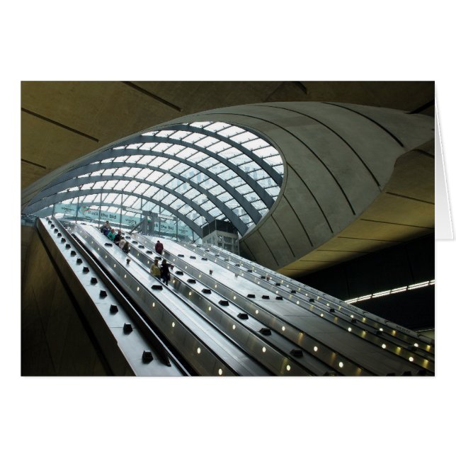 Entrée principale de la gare de Canary Wharf (Devant horizontal)