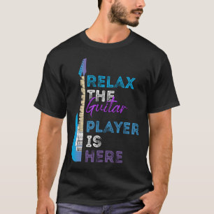 Entspannen Sie sich beim Gitarrenspieler T-Shirt