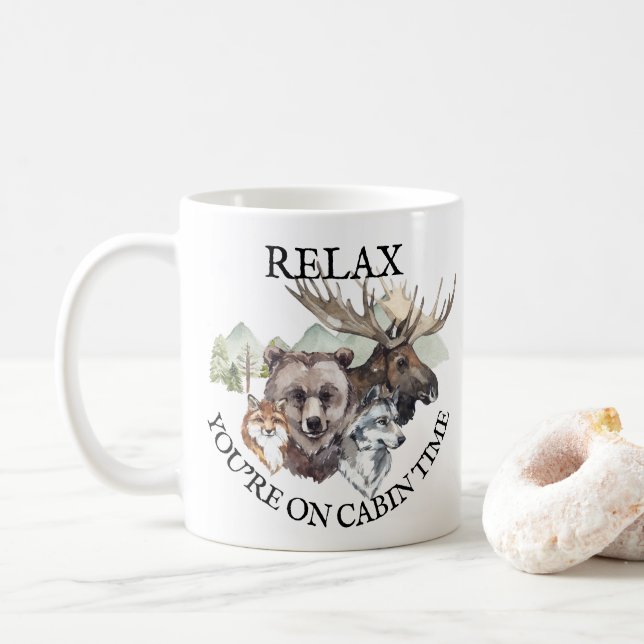 Entspannen Sie sich in der Hütte und in den Wälder Kaffeetasse (Mit Donut)