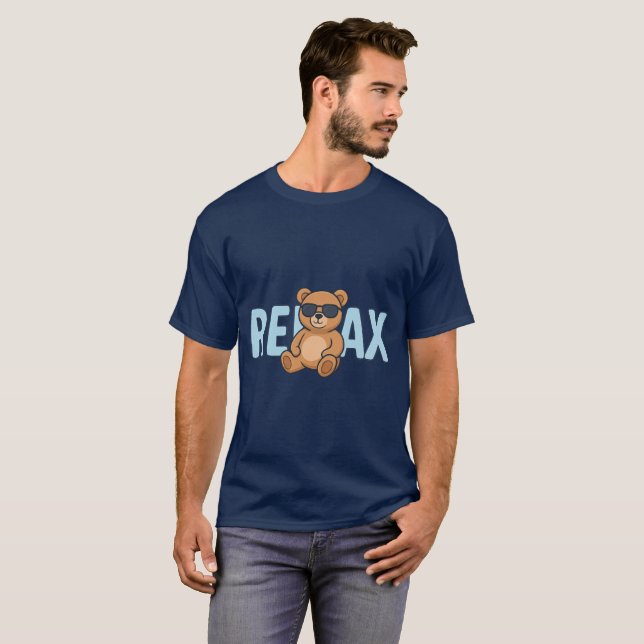 Entspannen Sie Teddy Bear mit Sonnenbrille Cartoon T-Shirt (Vorne ganz)