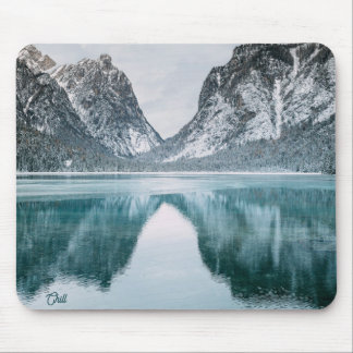Entspannende Mauspad mit Bergsee-Motiv