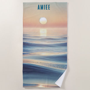 Entspannender Ozean und Sonnenaufgang Strandtuch