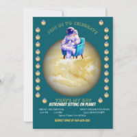 Entspannter Astronaut sitzt auf einem Planeten