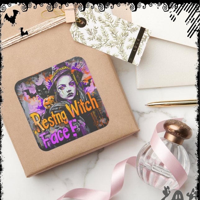 Entspanntes Hexengesicht | ExDesigner | Halloween Quadratischer Aufkleber (Von Creator hochgeladen)
