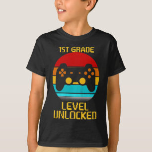 Entsperrte Videospiele der 1. Klasse T-Shirt