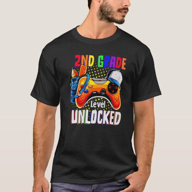 Entsperrter Video-Gamer der zweiten Stufe zurück z T-Shirt (Vorderseite)