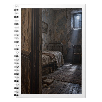 Enttäuschungszimmer Notizbuch - Reflektierendes Jo Notizblock