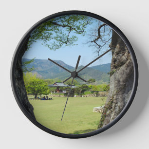 Entworfen mit einem Foto von Südkorea, Black W Uhr