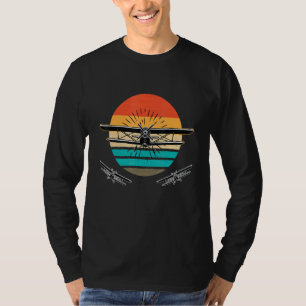 Entwurf für ein Flugzeug mit Vintagem Flug Retro T-Shirt