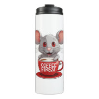 Entzückende Kaffe Maus in roter Tasse