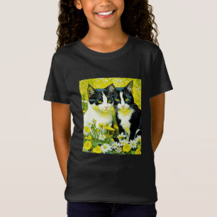 Entzückende Katzen sitzen auf einem Feld mit Gänse T-Shirt