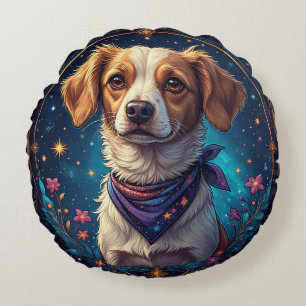 Entzückender Hund, umrahmt von farbenfrohen Blumen Rundes Kissen
