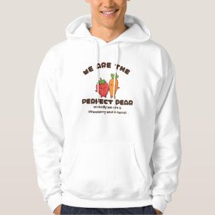 Entzückendes Erdbeer- und Karotten-Charakterdesign Hoodie