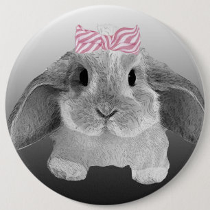 Entzückendes kleines Häschen mit einem rosa Boge Button