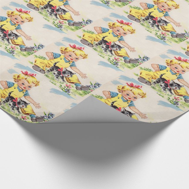 entzückendes kleines Mädchen mit entzückendem Geschenkpapier (Ecke)