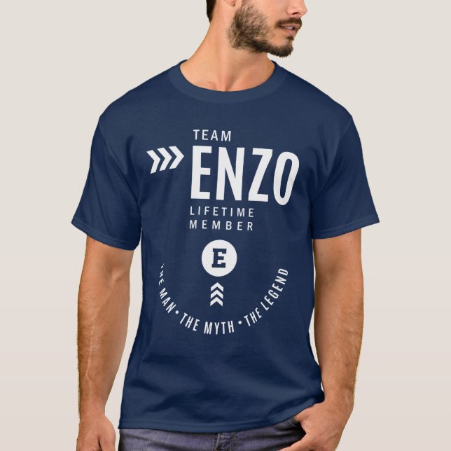 Enzo Personalisiert Name Geburtstagsgeschenk T-Shirt (Vorderseite)