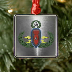 EOD ORNAMENT AUS METALL