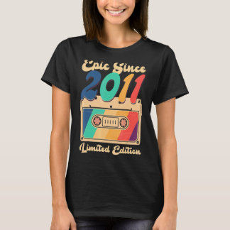 Episch seit 2011 Vintage-Kassette Geburtstag Fraue T-Shirt