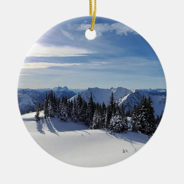 Epische Schnee- und Bergsicht Keramik Ornament (Vorne)