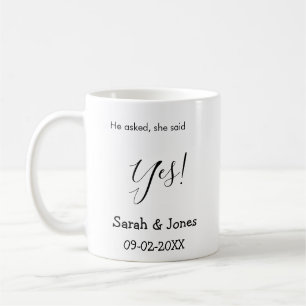 Er fragte sie sagte ja Verlobung einfach minimal  Kaffeetasse