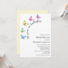 Er gibt mir Schmetterlinge Brautparty Einladung