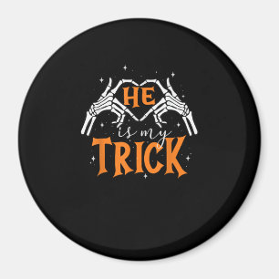 Er ist mein Trick Heart Skeleton Hand Couple Happy Magnet