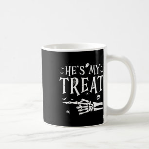 Er ist meine Leckerei Skeleton Hand Funny Hallowee Kaffeetasse