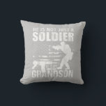 Er ist nicht nur ein Soldat, er ist mein Enkel Mil Kissen<br><div class="desc">Er ist nicht nur ein Soldat,  er ist mein Enkel Militar</div>
