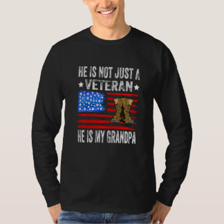 Er ist nicht nur ein Veteran, er ist mein Opa T-Shirt