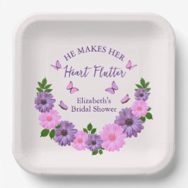 Er macht ihr Herz-Flattern-Brautparty Pappteller