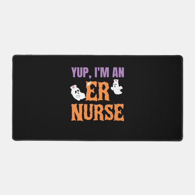 ER Nurse Boo Crew Emergency Room Nurbreak Hallowee Schreibtischunterlage (Vorderseite)