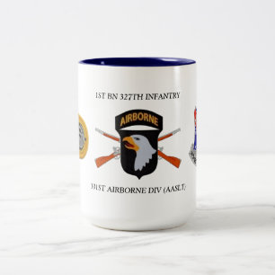 ęr TASSE AÉROPORTÉE de 327TH INFANTERIE de