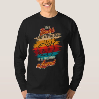 Er wird zu einem guten Bowling-Designs zum Geburts T-Shirt