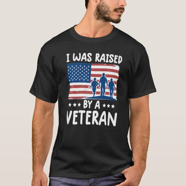 Er wurde von einer veteranen Sohn Tochter c T-Shirt (Vorderseite)