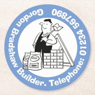 Erbauer mit Gebäude-Materialien. Gebäude Runder Pappuntersetzer