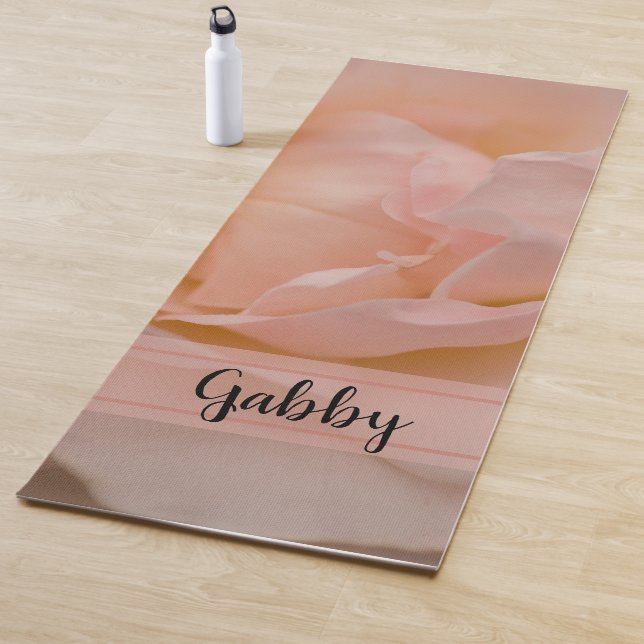 Erblassen Sie - rosa Rosen-Blume Yogamatte (Beispiel)