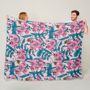 Erbsen und Hummeln, süß, rosa und blau Fleecedecke