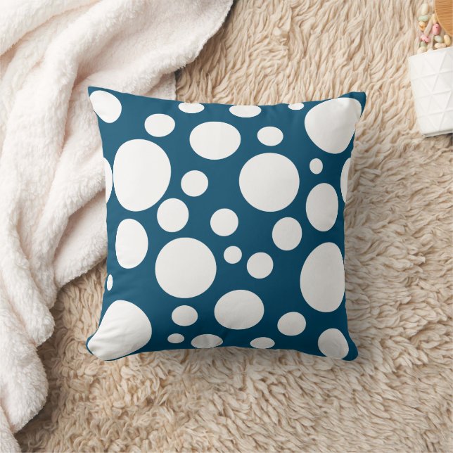 Erbsenmuster verschiedener Größen Kissen (Decke)