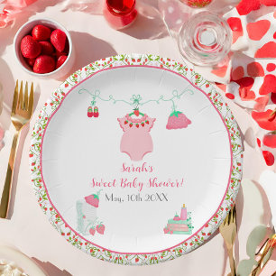 Erdbeerbaby-Outfit mit Muster Baby Shower Pappteller