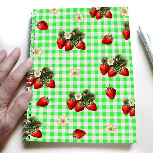 Erdbeerdesign auf grünem Gingham einfach Notizblock