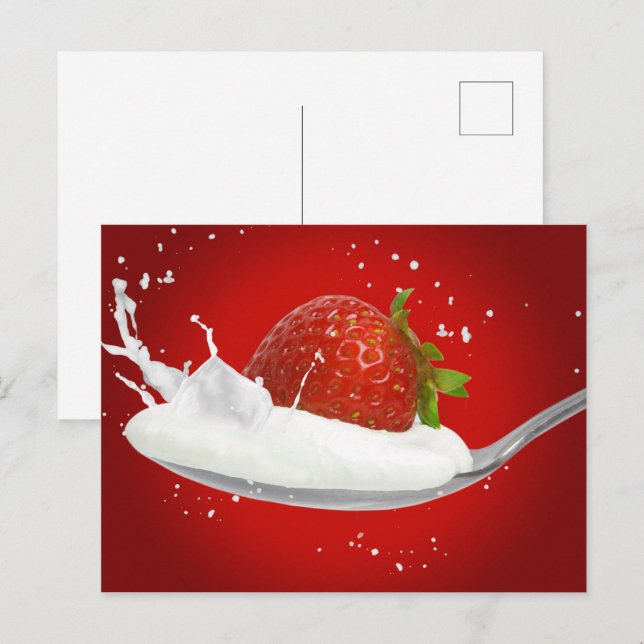 Erdbeere mit Milchspritze Postkarte (Vorne/Hinten)