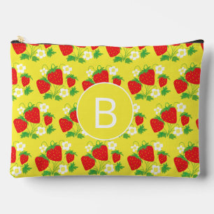 Erdbeere und Blumen Gelbes Muster Monogrammiert Zubehörtasche