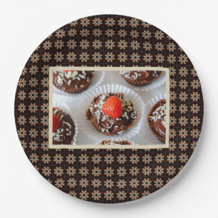 Erdbeere und dunkle Schokolade Mousse Dessert Pappteller