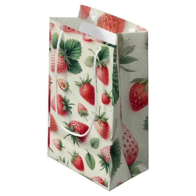 Erdbeeren auf Cremefarbenbeeren Kleine Geschenktüte (Vorderseite Schrägansicht)