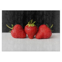 Erdbeeren auf schwarz-weiß cbcna