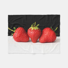 Erdbeeren auf schwarz-weiß fbcna fleecedecke