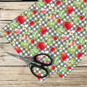 Erdbeeren auf schwarz-weißem Gingham-Hintergrund Seidenpapier