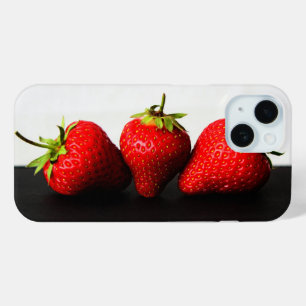 Erdbeeren auf Weiß über Schwarz Case-Mate iPhone Hülle