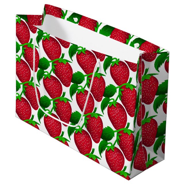 Erdbeeren auf weißem Grundmuster Große Geschenktüte (Vorderseite Schrägansicht)
